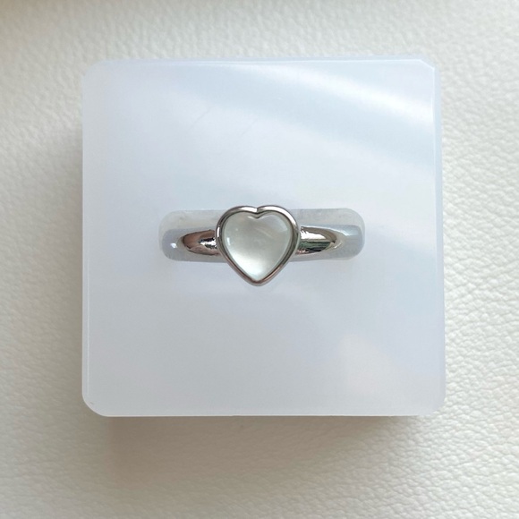 Jewelry - Silver Heart Ring